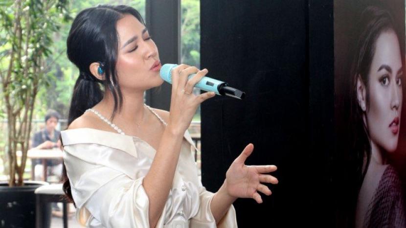 Single Baru & Persiapan Konser Raisa di SUGBK: Raisa mengunggah cerita mengharukan tepat di Hari Kartini