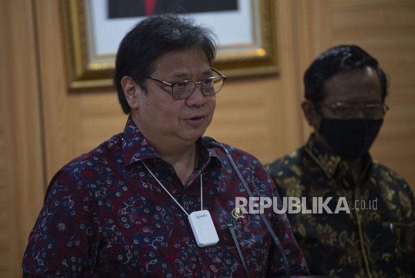 Menteri Koordinator Bidang Perekonomian Airlangga Hartarto menyebutkan, pembahasan Rancangan Undang-Undang Omnibus Law Cipta Kerja sudah hampir rampung.