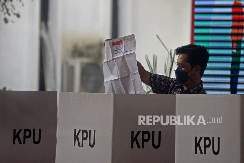 Komisi Pemilihan Umum (KPU) akan membuka masa pendaftaran partai politik (parpol) menjadi peserta Pemilu 2024 mulai 1-14 Agustus 2022.
