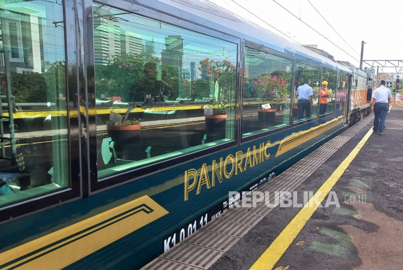 Kereta Panoramic. PT Kereta Api Pariwisata mencatat jumlah penumpang kereta Panoramic sudah mencapai 7.470 penumpang.