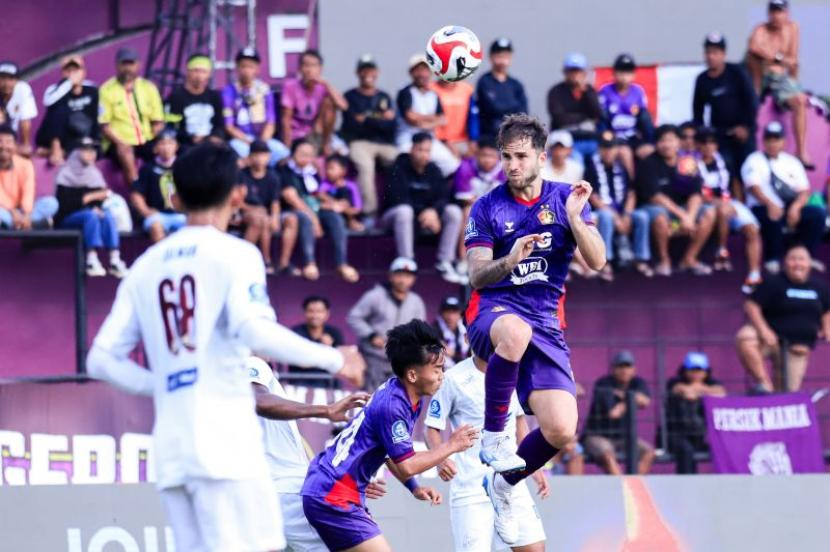 Persik Kediri Tahan Imbang PSM Makassar 1-1 di Liga 1