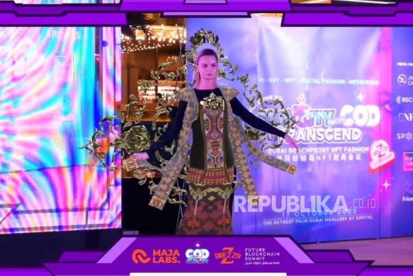 Augmented Reality (AR) Digital Fashion Show karya komunitas digital asal Bali, Drezzo, curi perhatian di ajang teknologi internasional di Dubai, Uni Emirat Arab. 