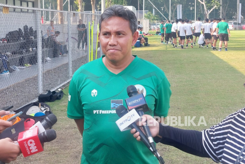 Pelatih Timnas Indonesia U-17 Bima Sakti Tukiman. 