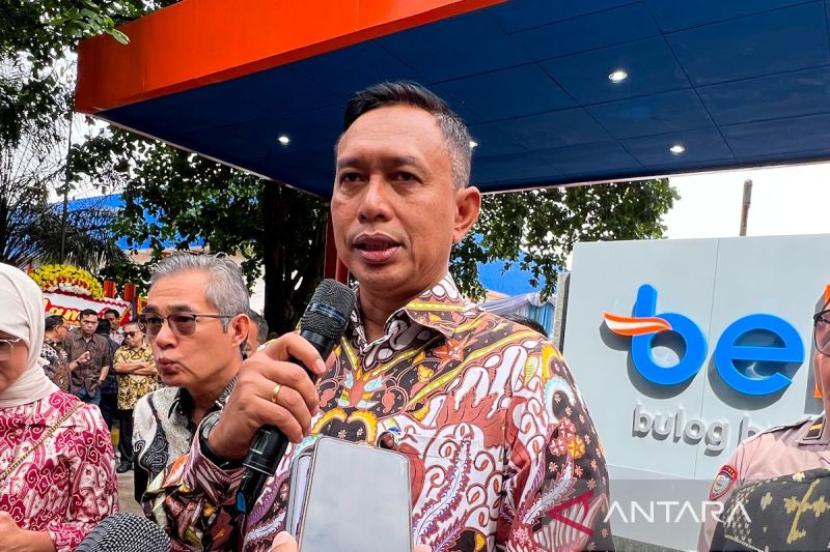 Bulog tegaskan pemeliharaan beras rutin dilakukan agar aman dikonsumsi.