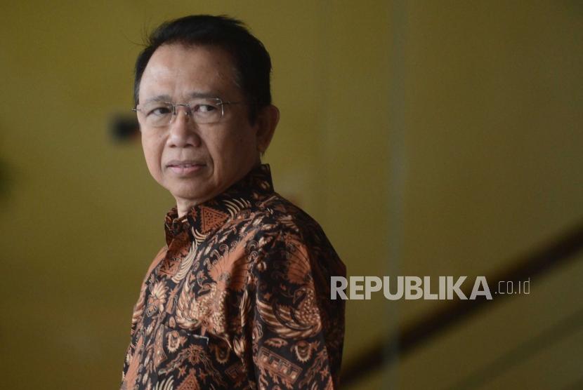  Diperiksa  KPK. Mantan Anggota DPR RI , Marzuki Alie  tiba di gedung  Komisi Pemberantasan Korupsi (KPK), Jakarta, Selasa (26/6).