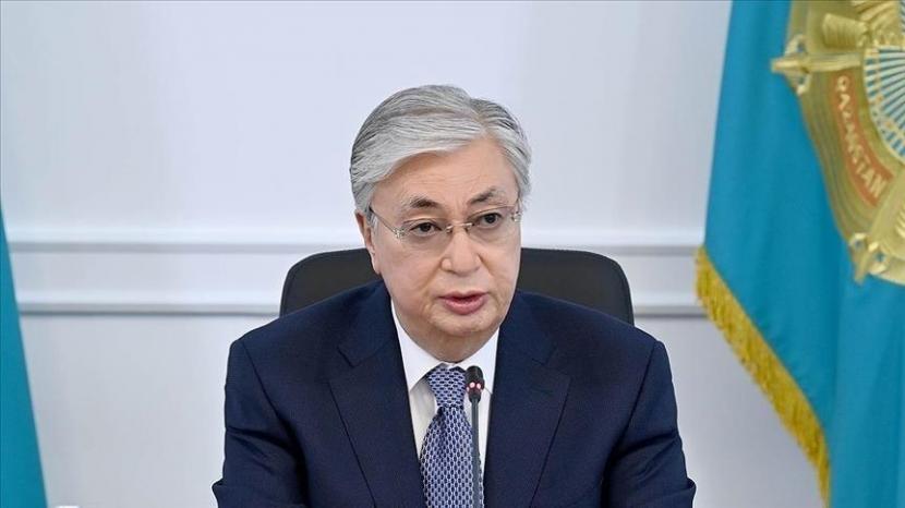 Presiden Kazakh Kassym-Jomart Tokayev pada Selasa (11/1/2022) mengumumkan penarikan bertahap pasukan perdamaian pimpinan Rusia dalam dua hari, lansir kantor berita Kazinform.