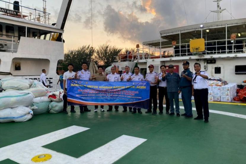 Kemenhub: KN Antares salurkan bantuan dan evakuasi korban banjir Aceh.