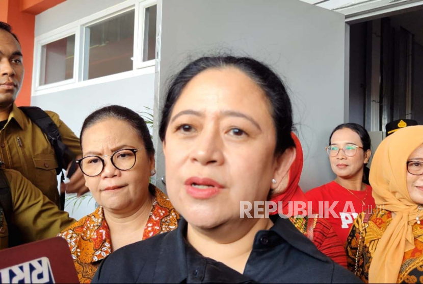 Puan Maharani. Ketua DPP PDIP Puan Maharani enggan menanggapi kritik sejumlah kampus ke Jokowi.