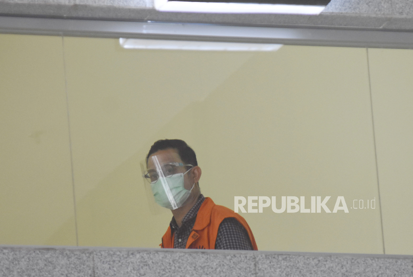 Tersangka mantan Menteri Sosial Juliari Peter Batubara tiba untuk menjalani pemeriksaan di Gedung Merah Putih KPK, Jakarta dalam perkara kasus dugaan korupsi bansos Covid-19. (ilustrasi).