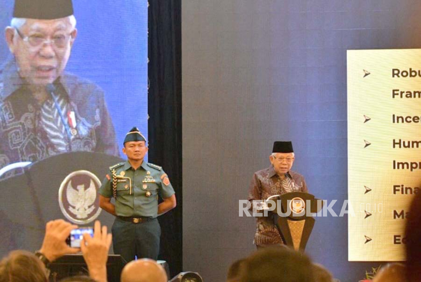 Wakil Presiden RI, Ma’ruf Amin ketika membuka World Islamic Entrepreneur Summit di Padang, Jumat (8/9/2023).