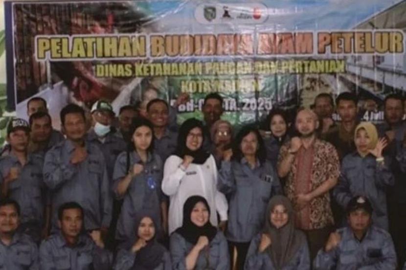 DKPP Madiun gelar pelatihan budidaya ayam petelur