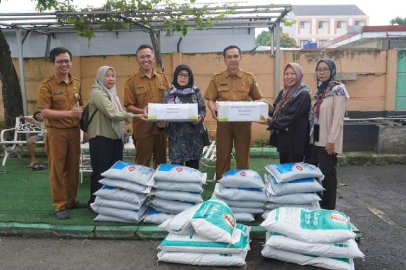 Pemkot Tangerang Berikan Bantuan Pertanian ke 76 Kelompok Wanita Tani