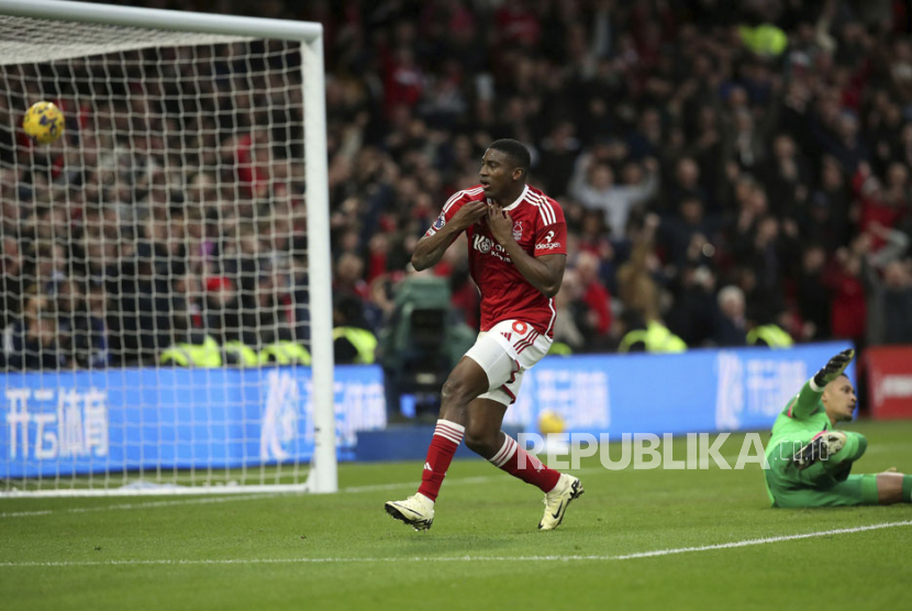 Pelatih Nottingham Forest Taiwo Awoniyi 