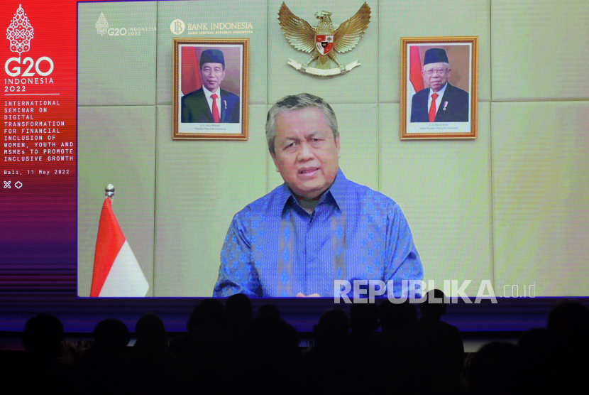 Gubernur Bank Indonesia (BI) Perry Warjiyo. Bank Indonesia (BI) memproyeksikan inflasi tahun 2022 akan meningkat hingga mencapai level di atas empat persen