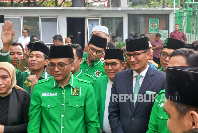 Politikus Sandiaga Uno saat disambut jajaran petinggi DPP PPP di Kantor DPP PPP, Jalan Diponegoro Nomor 60 Menteng, Jakarta Pusat.