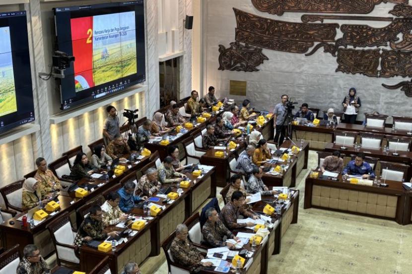 Purbaya menargetkan peningkatan peran investasi Danantara pada 2029.