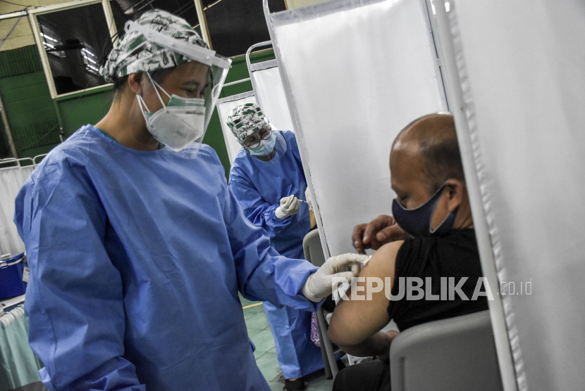 Vaksinasi Guru di Bandung Ditargetkan Selesai Akhir Mei ...