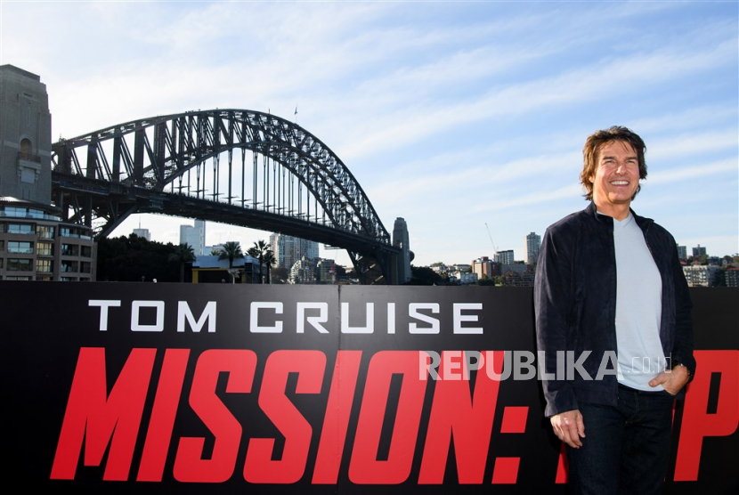 Aktor Tom Cruise saat promosi film Mission: Impossible-Dead Reckoning Part 1. Film Mission: Impossible termasuk menjadi film yang diundur penayangannya. 