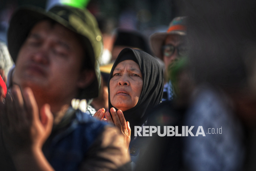 Ilustrasi dzikir memohon kemudahan.