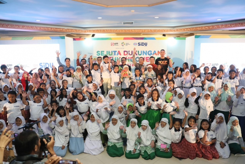  100 Sekolah Dasar di Jabodetabek yang menyampaikan surat dukungan untuk atlet Indonesia yang berlaga di Asian Games 2018. 