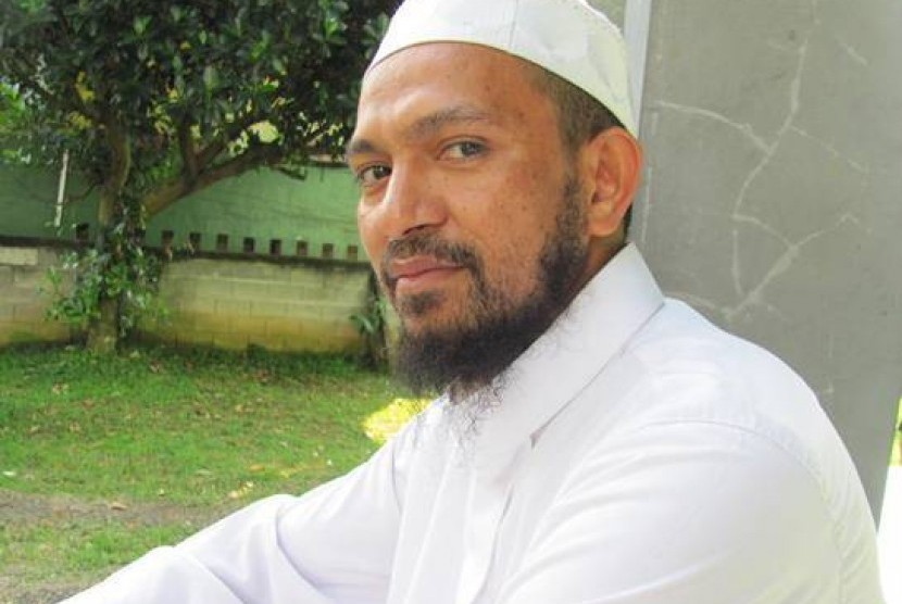 Ustaz Muslim, mualaf dan hafiz Alquran 30 juz pimpinan Pesantren Bina Madani Bogor