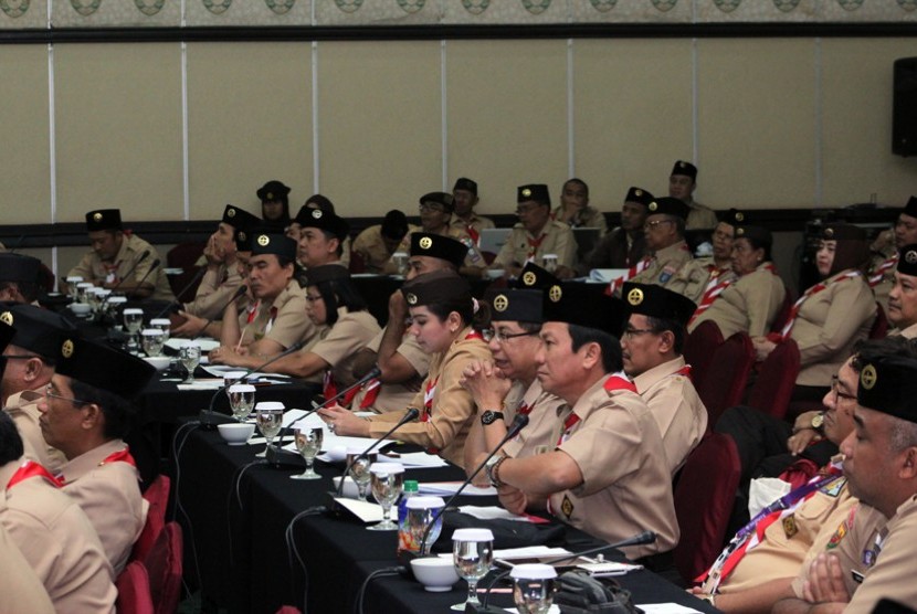  Para peserta dari berbagai daerah saat mengikuti rapat koordinasi Andalan Nasional Gerakan Pramuka di Jakarta, Jumat (7/11). (foto: MgROL29)