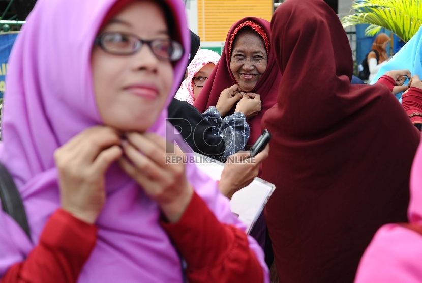  Komunitas Dakwah Akhwat Mulia dan Generasi Kaffah menggelar sosialisasi jilbab syar'i di Jakarta (Ilustrasi)