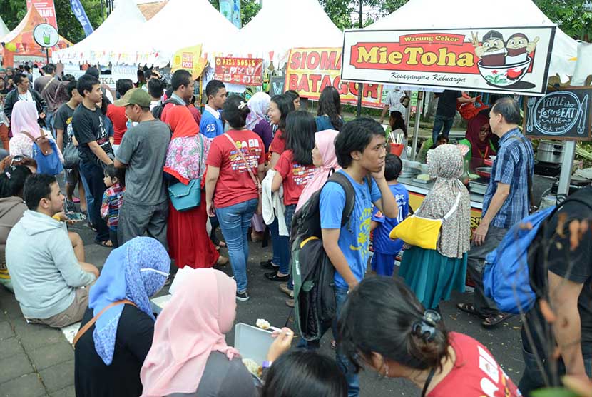 (Ilustrasi) Berbagai kuliner khas Bandung di Kota Bandung, Ahad (26/4).  (Republika/Edi Yusuf)
