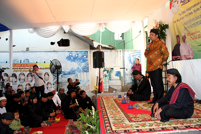  Wakil Ketua MPR RI Mahyudin, ST, MM menghadiri acara peringatan Isra Mi'raj dan menyambut Ramadhan 1436 H di Pesantren Ummul Qura, Pondok Cabe, Tangerang Selatan, Ahad (14/6). (foto : MgROL_39)