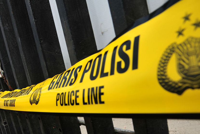 Perampokan sadis di Padang tewaskan satu warga. Garis polisi.   (ilustrasi)