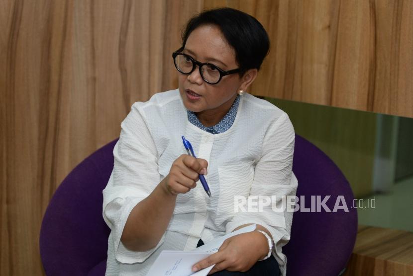 Menteri Luar Negeri Retno Marsudi saat diwawancarai Republika di Jakarta, Ahad (7/10).