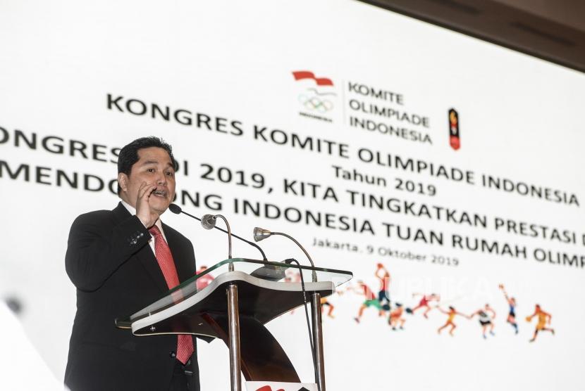 Ketua Umum Komite Olimpiade Indonesia (KOI) Erick Thohir memberikan sambutan pada pembukaan Kongres KOI di Jakarta, Rabu (9/10).