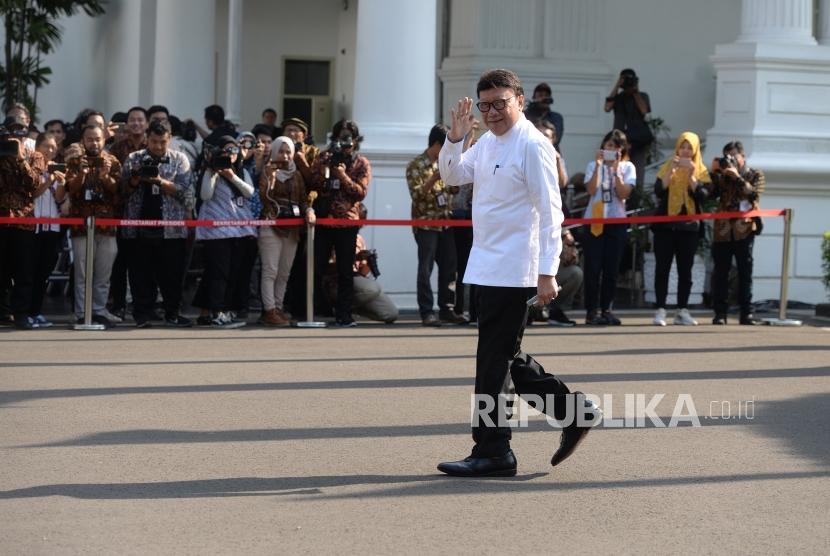Diundang Ke Istana Kepresidenan. Mantan Menteri Dalam Negeri Tjahjo Kumolo tiba di Istana Kepresidenan untuk bertemu Presiden Joko Widodo, Jakarta, Selasa(22/10).