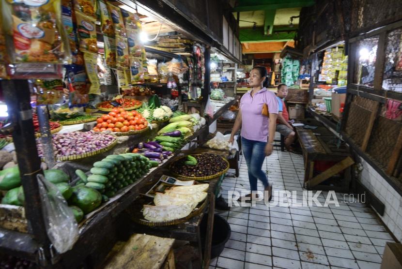 Pemerintah Kabupaten (Pemkab) Sleman, Daerah Istimewa Yogyakarta, pada 2020 akan melanjutkan revitalisasi pasar tradisional milik pemerintah setempat (Ilustrasi pasar tradisional)