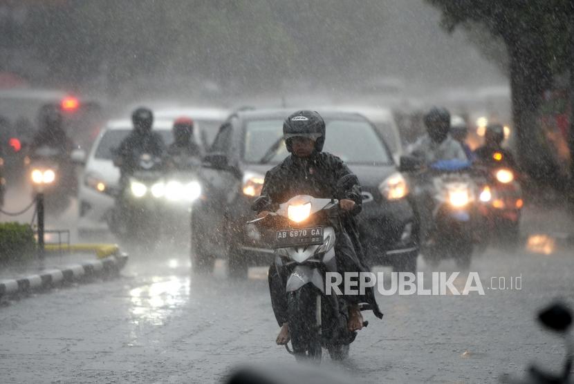 BMKG memprakirakan Kabupaten Banjarnegara dan sekitarnya hujan lebat, Senin (24/2). Ilustrasi.