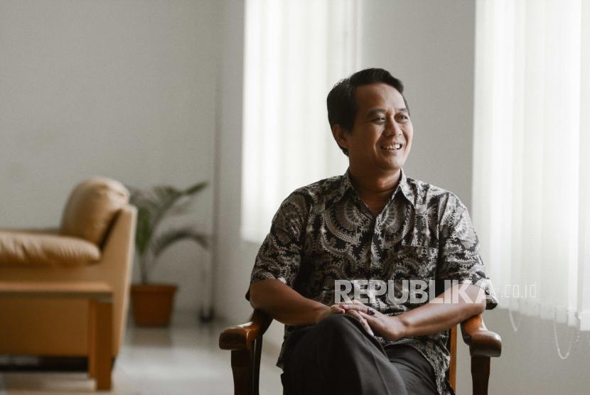 Ketua Ikatan Dokter Indonesia (IDI) Daeng M Faqih menyerukan Jabar dan Banten untuk bersiap merespons peningkatan kasus positif corona.