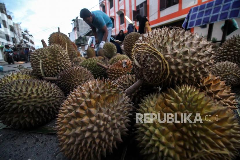 Produksi Durian di Temanggung Turun Drastis.