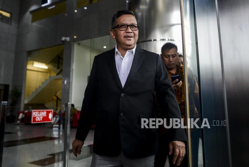 Sekjen PDIP Hasto Kristiyanto usai menjalani pemeriksaan di Gedung KPK, Jakarta, Jumat (24/1).