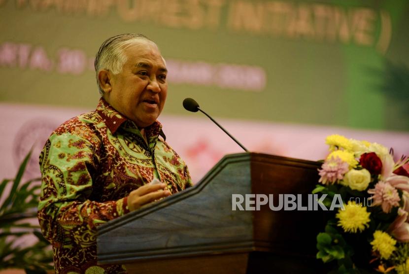  Din: Persaudaraan Kemanusiaan Solusi Peradaban. Foto:  Ketua Kehormatan Presidium Inter Religious Council Indonesia  Din Syamsuddin menyampaikan sambutan pada acara lokakarya, dialog dan peluncuran Prakarsa Lintas Agama Untuk Hutan Tropis Indonesia di Gedung Manggala Winabakti, Jakarta, Kamis (30/1).