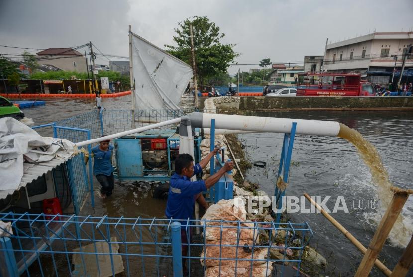 Pemkab Pasang Pompa Air Antisipasi Banjir di Sungai Bengaris (ilustrasi).