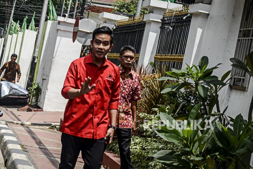 Bakal Calon Wali Kota Solo, Gibran Rakabuming Raka tiba di Kantor DPP PDI-P, Menteng, Jakarta, Senin (10/2).