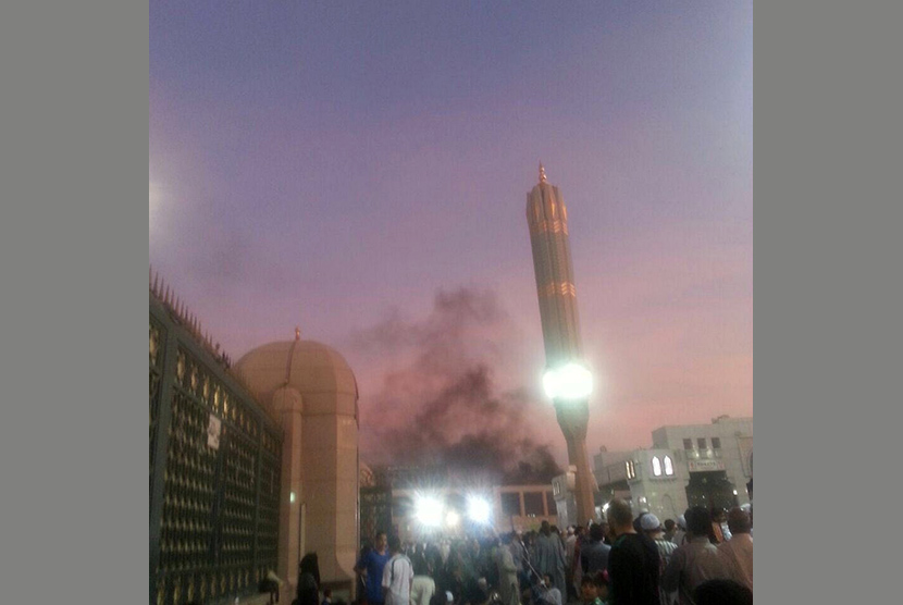 Ledakan bom bunuh diri di Kota Madinah, Senin (4/7).