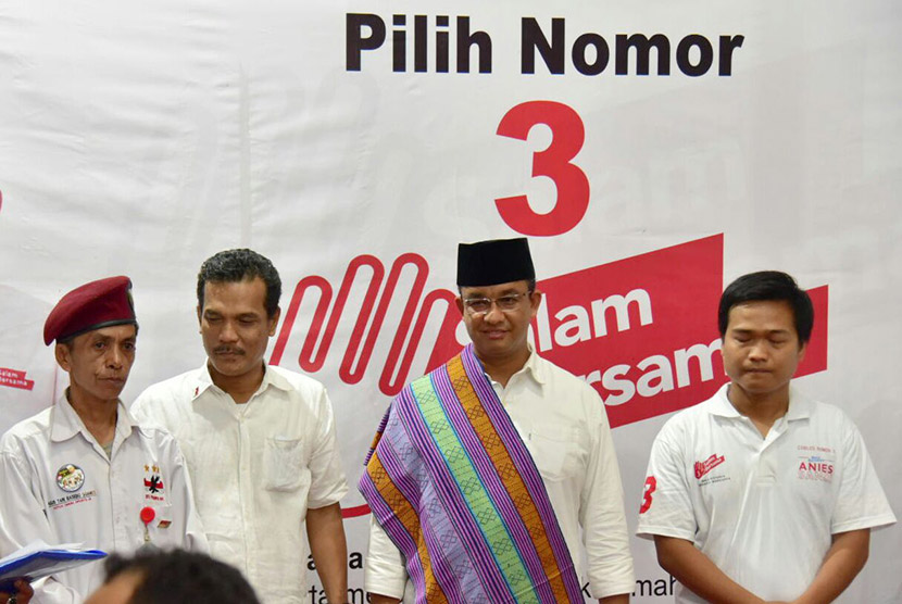 Pasangan Calon Gubernur DKI Jakarta nomor urut tiga, Anies-Sandi mendapat dukungan dari warga Eks Timor Timur.