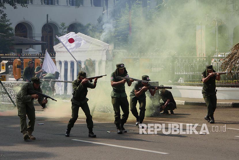 Drama Kolosal Bandung Lautan Api Republika Online 7805