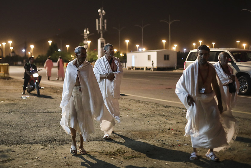 Jamaah haji tiba di Arafah, untuk melaksanakan ibadah wukuf pada hari Kamis (31/8).