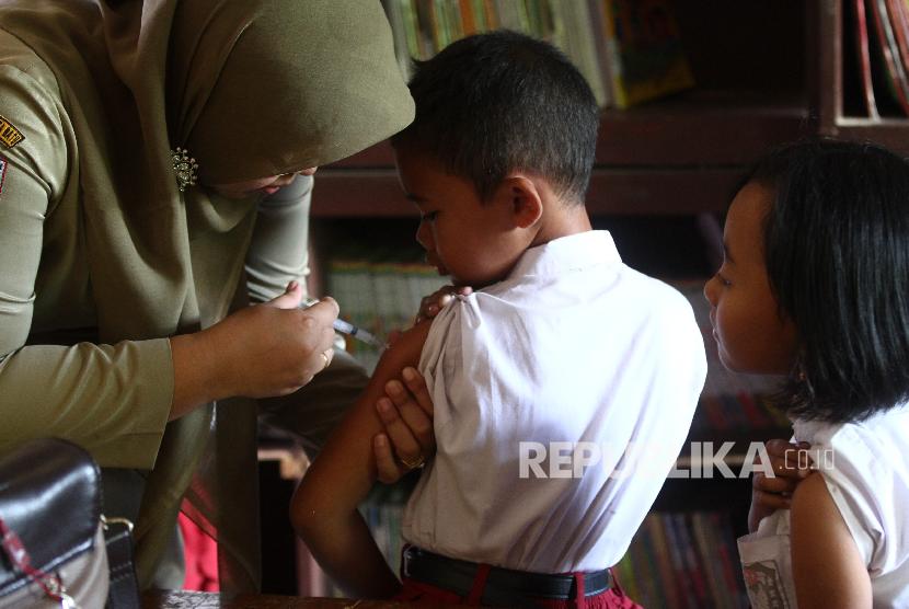 Warga diminta mewaspadai penyakit difter yang masih berstatus KLB di Aceh. (ilustrasi)