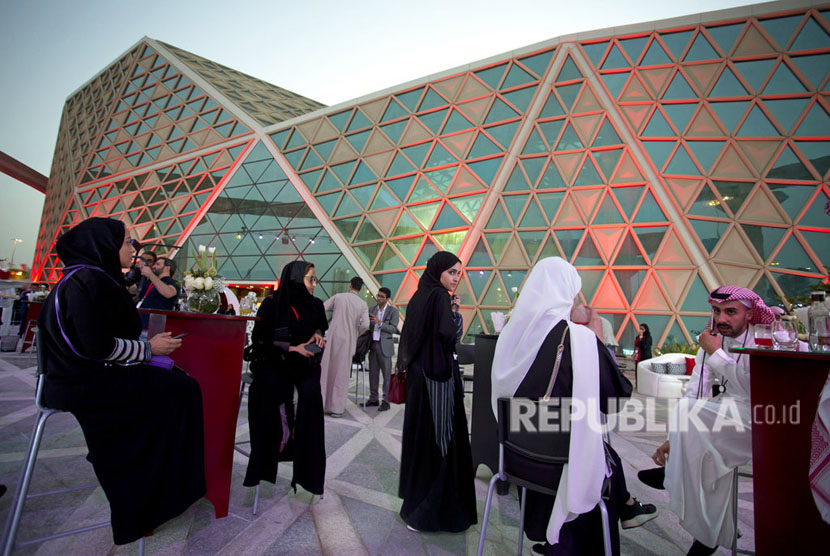 Arab Saudi Anggarkan Rp 11.500 T untuk Megaproyek Riyadh. King Abdullah Financial District Theatre, Riyadh, Arab Saudi.