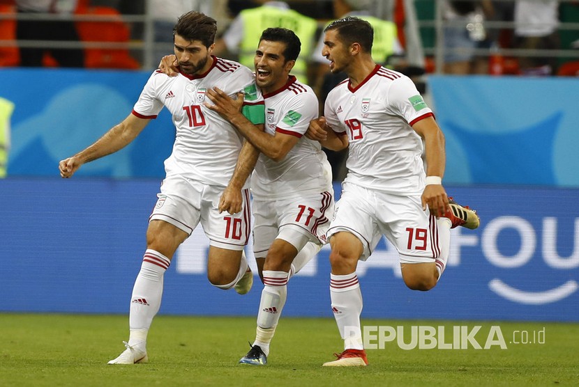 Para pemain Iran pada Piala Dunia 2018 (ilustrasi). CEO Shakhtar Donetsk Sergei Pulkin meminta Iran dicoret dari Piala Dunia 2022 karena membantu Rusia dalam perang lawan Ukraina.