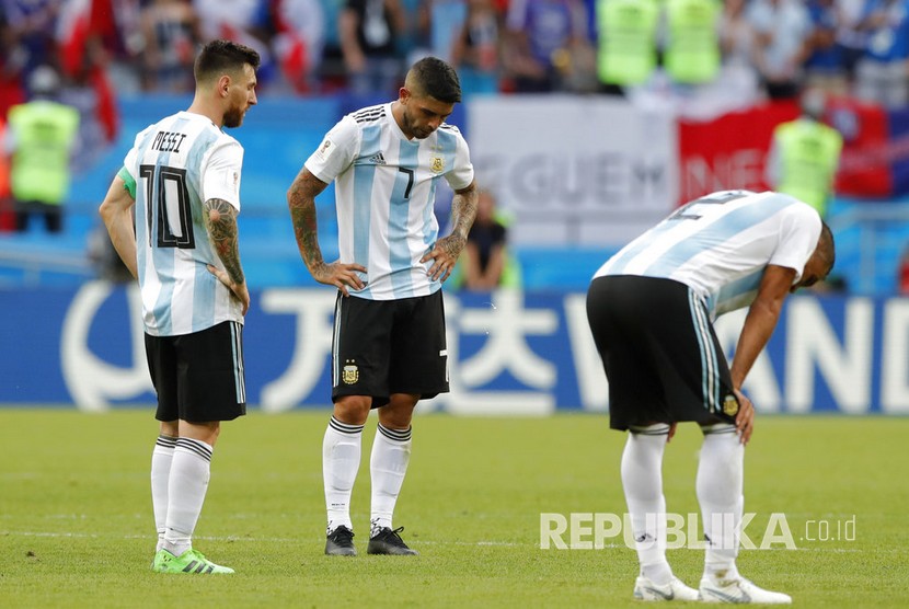   Argentina tersingkir dari ajang Piala Dunia 2018, setelah kalah 3-4 dari Prancis dalam babak 16 besar di Kazan Arena, Sabtu (30/6).