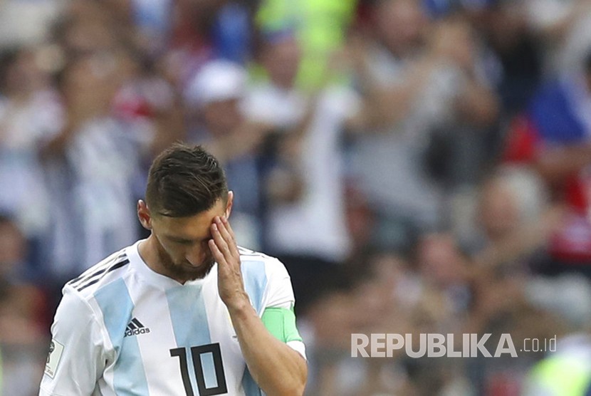   Argentina tersingkir dari ajang Piala Dunia 2018, setelah kalah 3-4 dari Prancis dalam babak 16 besar di Kazan Arena, Sabtu (30/6).